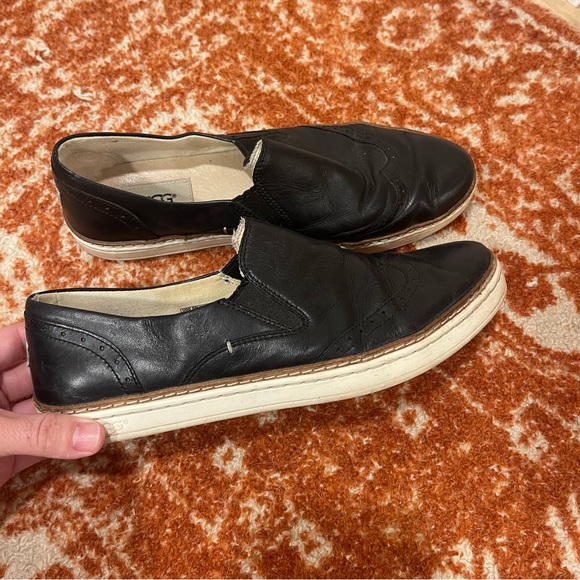 UGG Shoes - UGG Hadria Leather Slip-on Shoes in black, Size 9